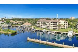 843 Oak Harbour Dr, Juno Beach, FL 33408, Sold 11/29/21