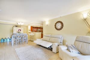177 Yacht Club Way, Hypoluxo, FL 33462, Sold 11/03/21