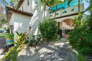 10802 SE Arielle Terrace, Tequesta, FL 33469, Sold 10/29/21