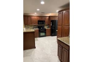 17071 Windsor Parke Ct, Boca Raton, FL 33496, Sold 12/07/21