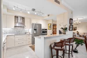 550 SE Mizner Blvd APT B308, Boca Raton, FL 33432, Sold 03/25/22