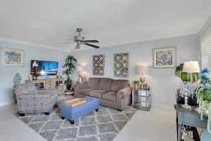 2552 S Federal Hwy, Boynton Beach, FL 33435, Sold 10/22/21