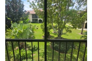 3531 Pine Tree Ct, Greenacres, FL 33463, Sold 11/05/21