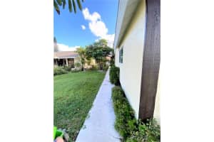 1434 SE Larkwood Cir, Port St. Lucie, FL 34952, Sold 11/18/21