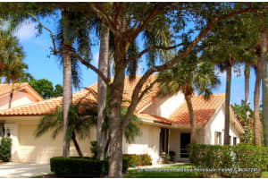 2602 Mohawk Cir, West Palm Beach, FL 33409, Sold 10/25/21