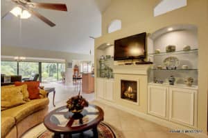 2602 Mohawk Cir, West Palm Beach, FL 33409, Sold 10/25/21