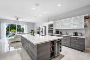 10664 Paso Fino Dr, Wellington, FL 33449, Sold 10/14/21
