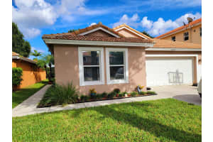 6268 Willoughby Cir, Lake Worth, FL 33463, Sold 11/15/21