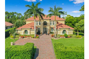 679 SW Squire Johns Ln, Palm City, FL 34990, Sold 01/28/22