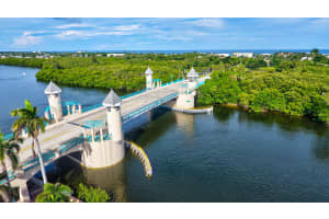 760 E Ocean Ave, Boynton Beach, FL 33435, Sold 11/01/21