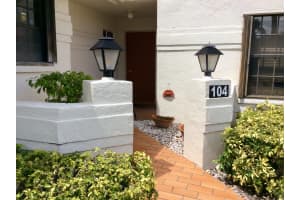 5681 Caruso Ct, Boynton Beach, FL 33437, Sold 10/19/21