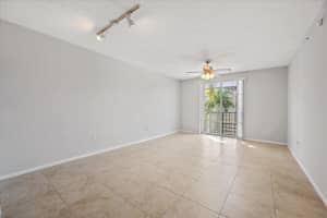 720 S Sapodilla Ave, West Palm Beach, FL 33401, Sold 10/04/21