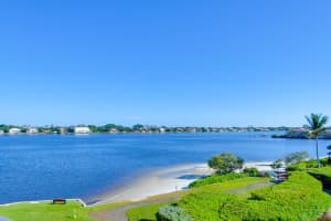 105 Half Moon Cir APT B2, Hypoluxo, FL 33462, Sold 10/26/21