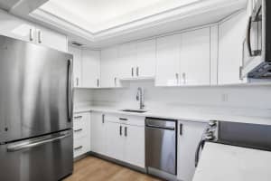 5505 N Ocean Blvd, Ocean Ridge, FL 33435, Sold 03/08/22