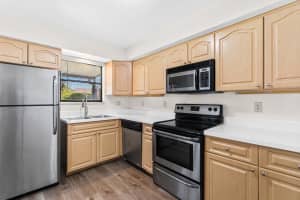 4501 Pier Dr, Greenacres, FL 33463, Sold 11/16/21