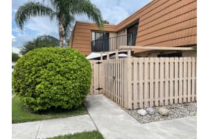 1426 SW 110th Way, Davie, FL 33324, Sold 11/05/21