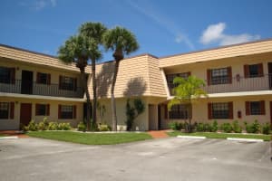 4135 Oak Terrace Dr, Greenacres, FL 33463, Sold 11/01/21