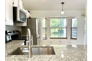 1276 Waterway Cove Dr, Wellington, FL 33414, Sold 11/09/21