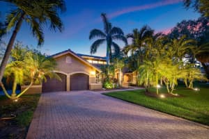 2305 Rabbit Hollowe Cir, Delray Beach, FL 33445, Sold 12/01/21