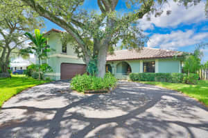 39 SW 10th Ave, Boca Raton, FL 33486, Sold 01/05/22