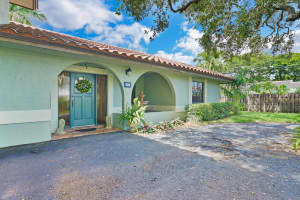 39 SW 10th Ave, Boca Raton, FL 33486, Sold 01/05/22