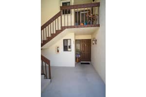 50 Pelican Pointe Dr, Delray Beach, FL 33483, Sold 11/04/21
