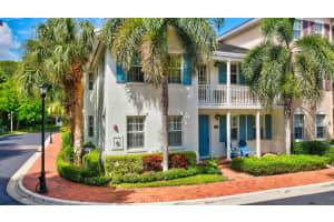 1056 E Heritage Club Cir, Delray Beach, FL 33483, Sold 12/03/21