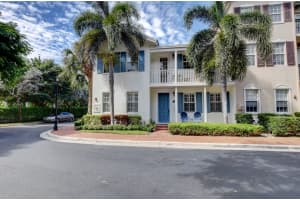 1056 E Heritage Club Cir, Delray Beach, FL 33483, Sold 12/03/21
