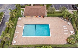 905 NW 79th Terrace, Plantation, FL 33324, Sold 10/20/21