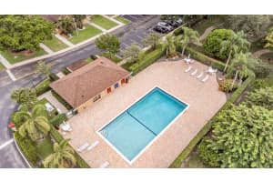 905 NW 79th Terrace, Plantation, FL 33324, Sold 10/20/21