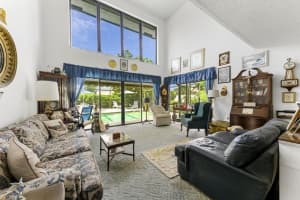 376 SW 28th Ave, Delray Beach, FL 33445, Sold 01/14/22