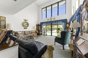 376 SW 28th Ave, Delray Beach, FL 33445, Sold 01/14/22