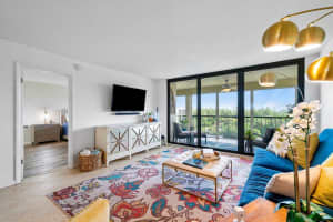 1629 Riverview Rd APT 818, Deerfield Beach, FL 33441, Sold 11/17/21