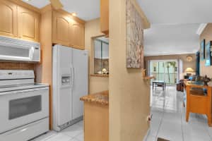 650 Snug Harbor Dr APT G204, Boynton Beach, FL 33435, Sold 02/23/22