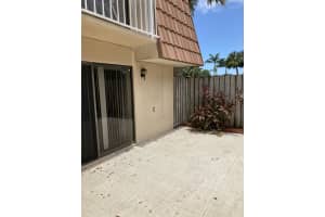 733 Mill Valley Pl, West Palm Beach, FL 33409, Sold 11/12/21