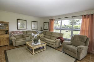 1107 N Oakridge Cir, Lantana, FL 33462, Sold 11/17/21