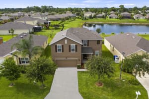 1514 Lexington Square SW, Vero Beach, FL 32962, Sold 12/03/21