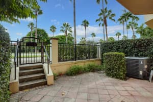 2526 Gardens Pkwy, Palm Beach Gardens, FL 33410, Sold 11/30/21