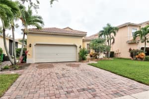 5621 Sun Valley Dr, Fort Pierce, FL 34951, Sold 11/04/21
