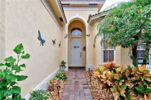 5621 Sun Valley Dr, Fort Pierce, FL 34951, Sold 11/04/21