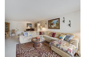 3200 S Ocean Blvd APT A102, Palm Beach, FL 33480, Sold 01/18/22