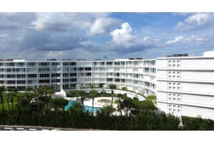 2773 S Ocean Blvd, Palm Beach, FL 33480, Sold 11/02/21