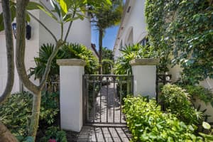 302 Alicante Dr, Juno Beach, FL 33408, Sold 10/26/21