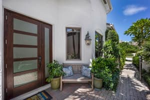 302 Alicante Dr, Juno Beach, FL 33408, Sold 10/26/21