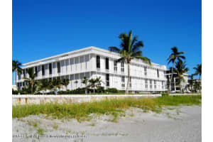 400 S Ocean Blvd, Palm Beach, FL 33480, Sold 02/28/22