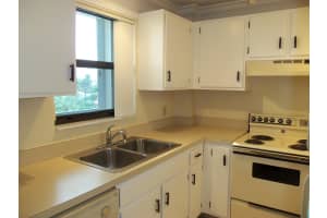890 N Federal Hwy, Lantana, FL 33462, Sold 11/09/21