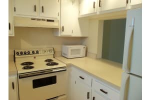 890 N Federal Hwy, Lantana, FL 33462, Sold 11/09/21