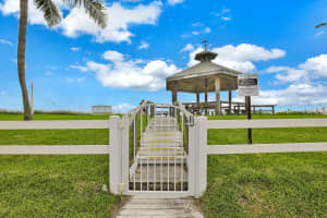 5505 N Ocean Blvd, Ocean Ridge, FL 33435, Sold 11/29/21