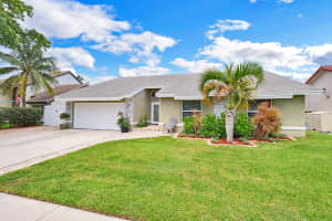 261 N Country Club Blvd, Boca Raton, FL 33487, Sold 11/12/21
