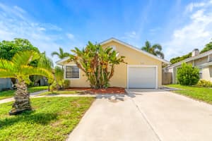 4714 Brook Dr, West Palm Beach, FL 33417, Sold 11/04/21